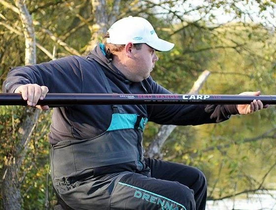 Drennan Red Range Carp Pole 11m - Poles 1 Drennan Red Range Carp Pole 11m - Poles
